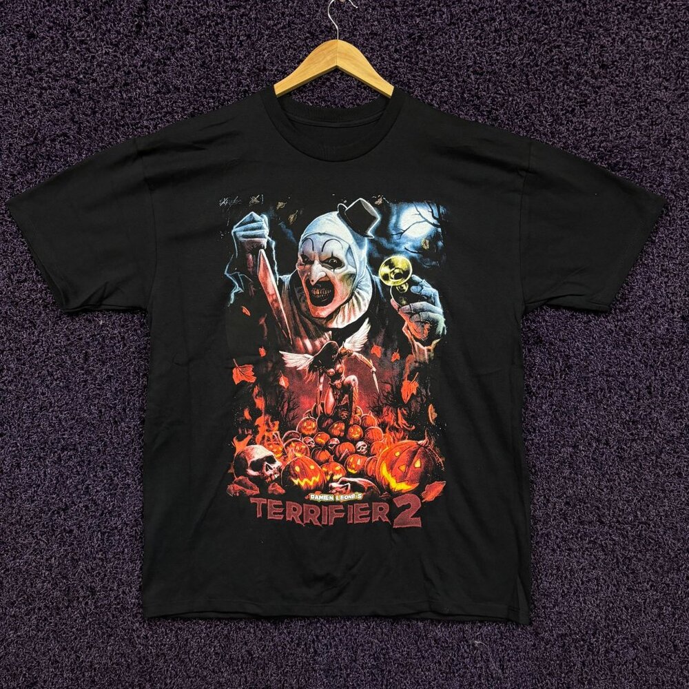 Damien Leon's Terrifier T-shirt size extra large